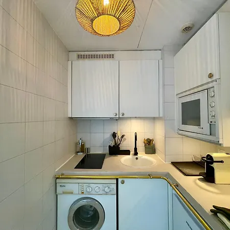 Studio En Bord De Mer Golfe Juan Διαμέρισμα *